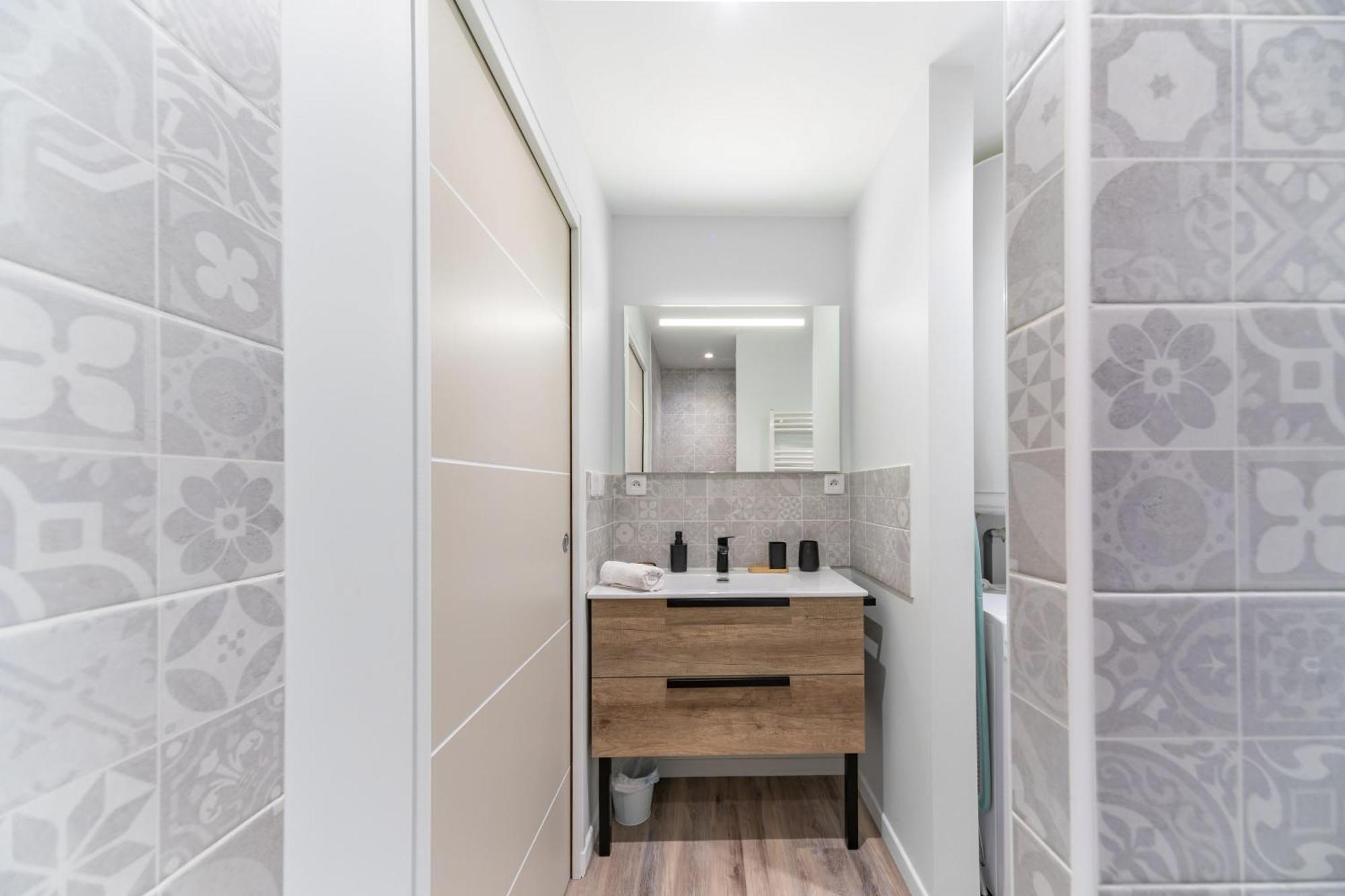 Apartment Le Petit George V - Design Proche Thermes